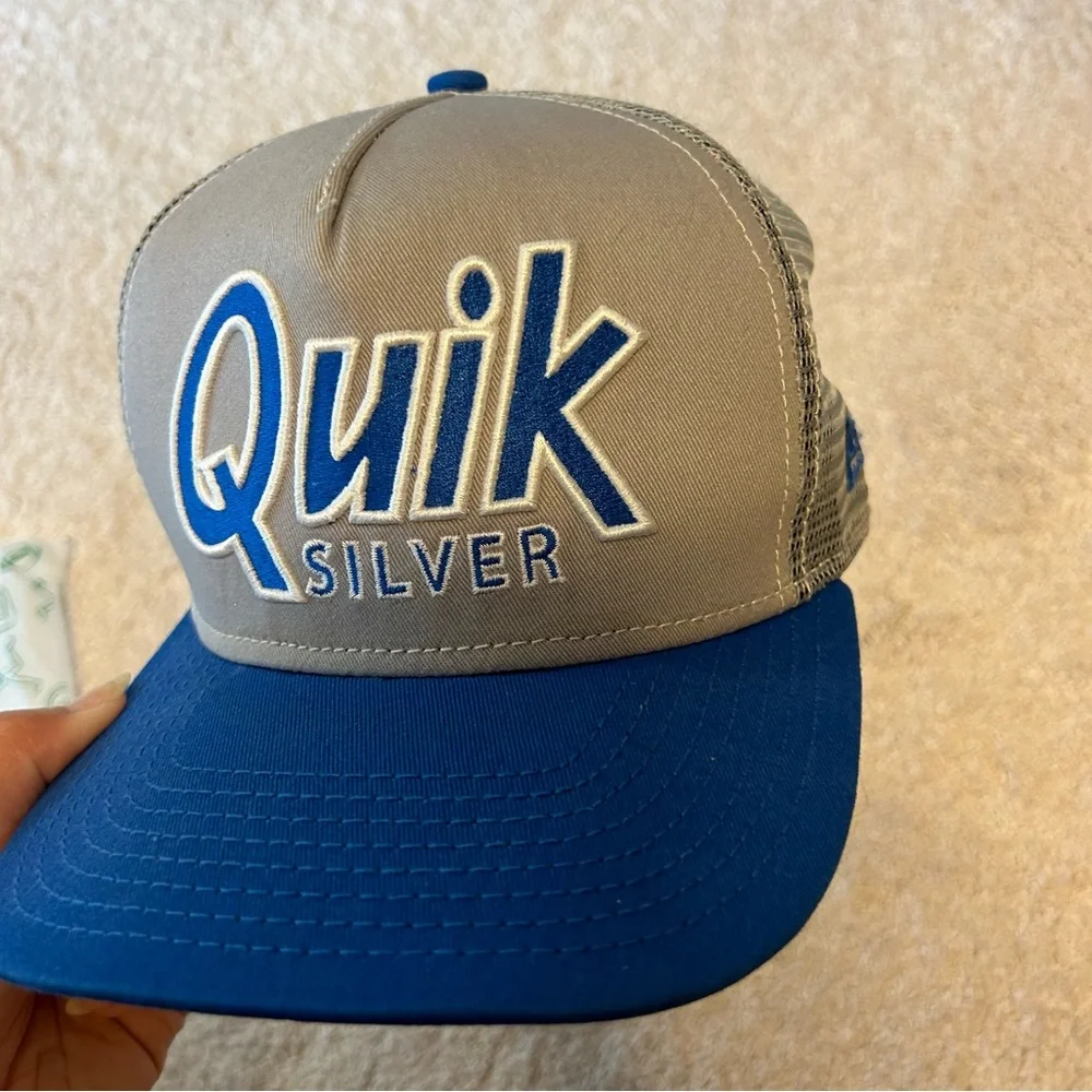 Mens Quiksilver New Era Mesh SnapBack Trucker Hat - Picture 3 of 14